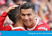 HLV Klopp không vui khi thấy Ronaldo tới MU