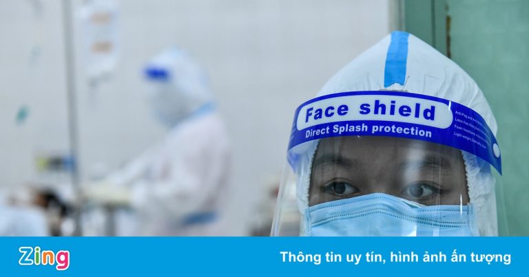 Mẹ bầu F0 ở TP.HCM: ‘Bằng giá nào cũng phải sống vì con’