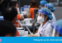 Hà Nội triển khai tiêm vaccine cho 8 nhóm đối tượng