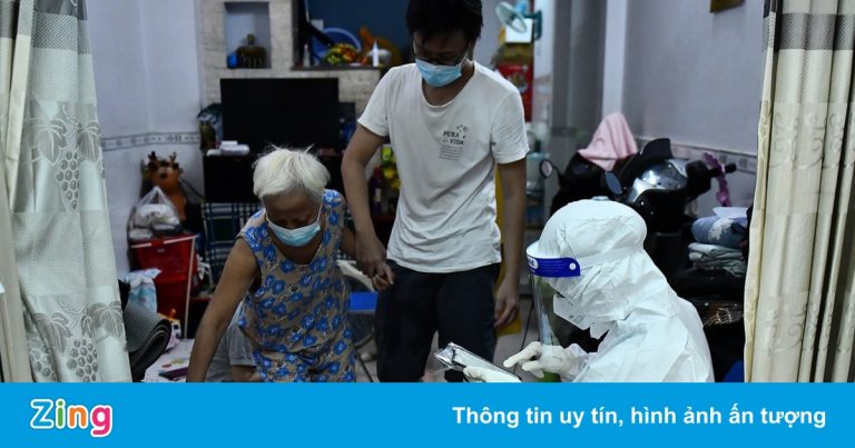 TP.HCM lập tổ chăm sóc người mắc Covid-19 tại cộng đồng TP.HCM lập tổ chăm sóc người mắc Covid-19 tại cộng đồng
