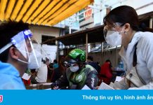 Sở Y tế TP.HCM chấn chỉnh việc từ chối tiêm vaccine mũi 2