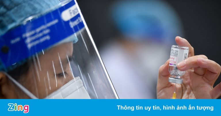 Hơn 900.000 người tại TP.HCM hoàn thành 2 mũi vaccine Covid-19