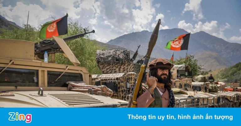 Quân kháng chiến Afghanistan bị Taliban ‘tấn công nặng nề’