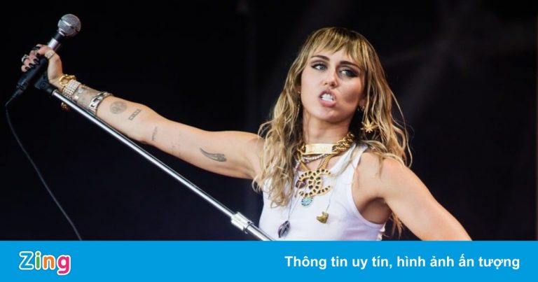 Tên thật của Miley Cyrus và dàn sao nổi tiếng