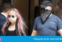 Ca sĩ Grimes lên tiếng sau khi chia tay Elon Musk