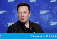 Elon Musk tự nhận là người ngoài hành tinh