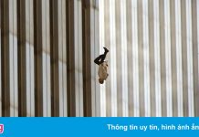 ‘Một người đàn ông đang rơi’