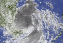 Hai giai đoạn mưa lớn ở miền Trung do áp thấp nhiệt đới