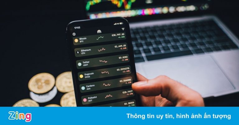 Bitcoin tăng giá, nhà đầu tư tiền mã hóa tại Việt Nam hy vọng ‘về bờ’