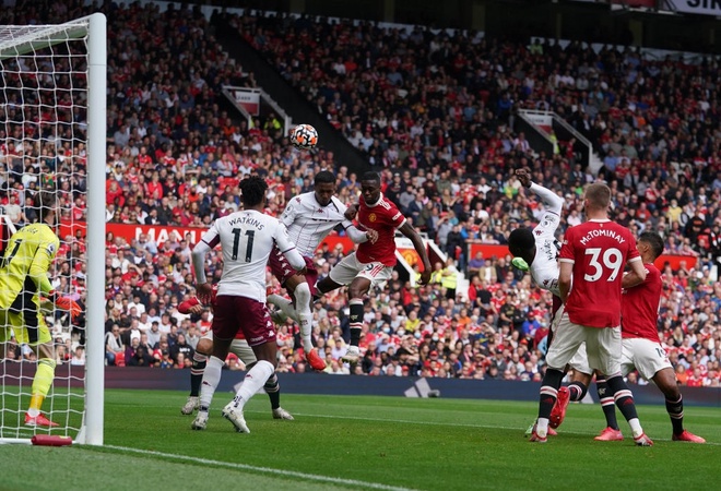 Man Utd dau Aston Villa anh 8