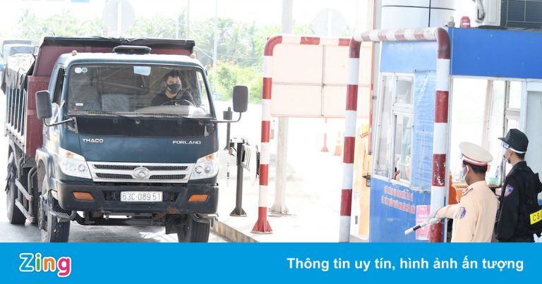 Trà Vinh nới lỏng giãn cách, cho phép quán ăn bán mang đi