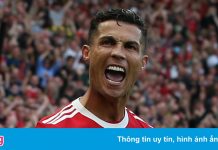 Ronaldo ghi bàn đầu tiên sau khi trở lại Man United