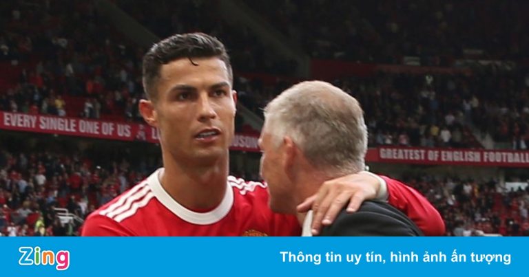 HLV Solskjaer lý giải màn tỏa sáng của Ronaldo