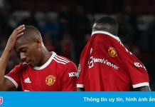 MU bị loại khỏi League Cup