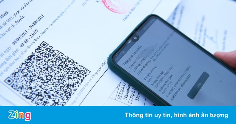 Công an Hà Nội tiếp tục cấp giấy đi đường có mã QR