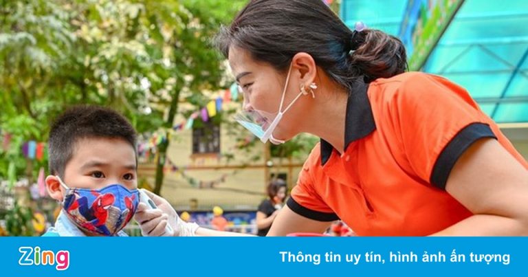 Hải Dương cho học sinh đầu và cuối cấp đến trường