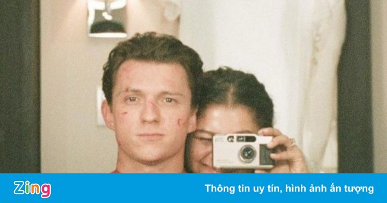 Ảnh Tom Holland và Zendaya ở hậu trường phim