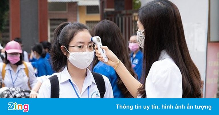 Hơn 5.000 học sinh Sầm Sơn dừng đến trường vì có F0 ngoài cộng đồng