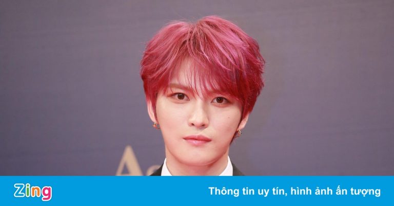 Mẹ nam ca sĩ Kim Jae Joong vướng cáo buộc bán bằng đại học