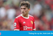 MU bán James giá cao thứ 4 từ trước tới nay