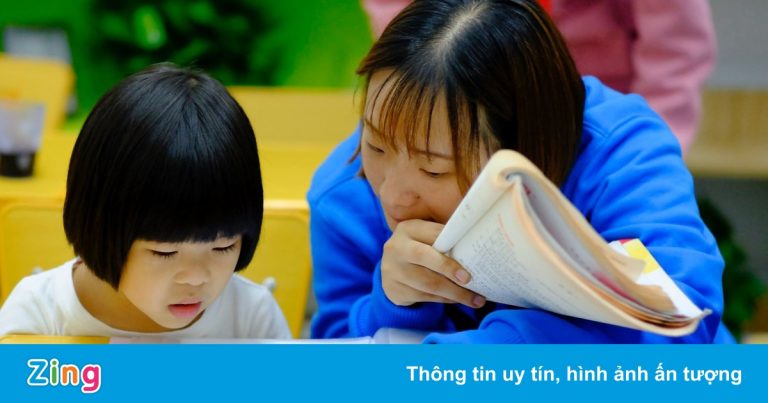 Sinh viên dạy gia sư ở Trung Quốc bị làm khó