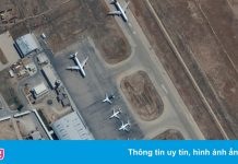 Không ảnh cho thấy máy bay di tản mắc kẹt tại sân bay Afghanistan
