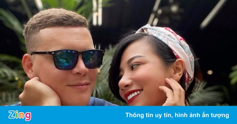 Chàng Tây ở TP.HCM học tiếng Việt qua lời bài hát