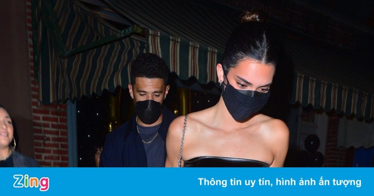 Tình huống khó xử của Kendall Jenner