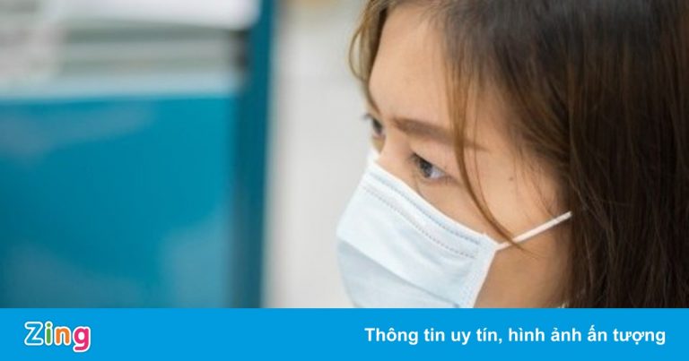 Cách dùng khẩu trang sai khiến bạn dễ nhiễm nCoV ở nơi làm việc