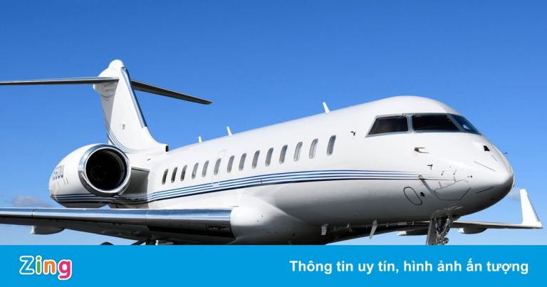 Cận cảnh máy bay của gia đình Cristiano Ronaldo Cận cảnh máy bay của gia đình Cristiano Ronaldo