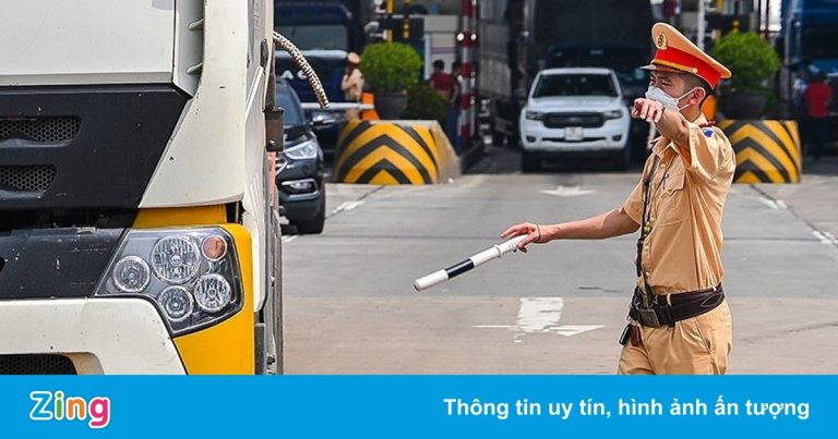 Tài xế xe ‘luồng xanh’ chở người từ TP.HCM về Tiền Giang