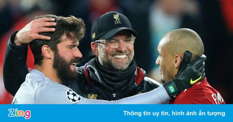 FIFA chịu thua Premier League