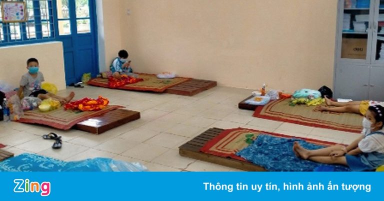 Gần 40 người cách ly tại trường sau khi một học sinh mắc Covid-19