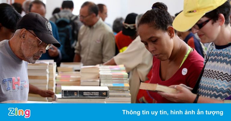 Sách là cầu nối văn hóa giữa Việt Nam và Venezuela Sách là cầu nối văn hóa giữa Việt Nam và Venezuela