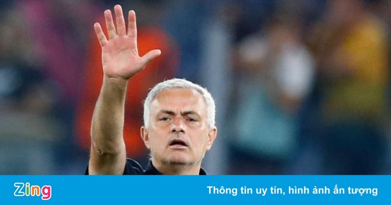 Thầy trò Mourinho ngược dòng thắng 5-1 ở Conference League