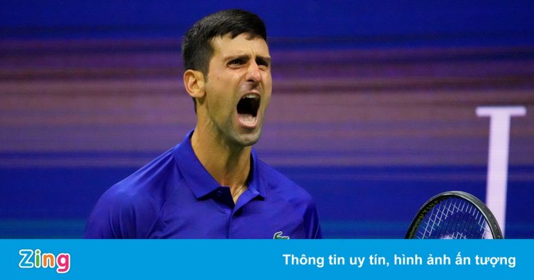 Djokovic vào chung kết US Open sau 5 set