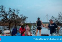 Bão Ida phơi bày hai nửa thế giới đối lập ở tiểu bang Mỹ