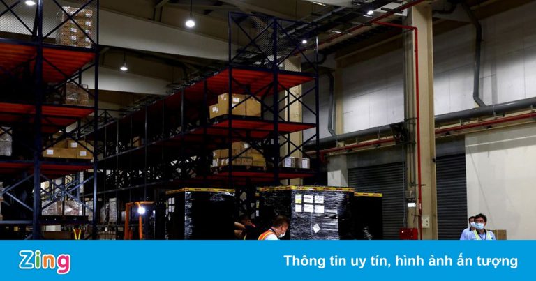 Nhờ TSMC và Foxconn, lô vaccine đầu tiên từ BioNTech đã đến Đài Loan Nhờ TSMC và Foxconn, lô vaccine đầu tiên từ BioNTech đã đến Đài Loan