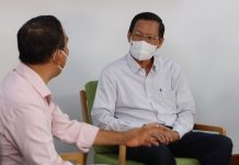 Chủ tịch TP.HCM: Người chưa nhận được tiền cứu trợ, hãy gọi địa phương Chu tich UBND TP.HCM Phan Van Mai anh 1