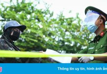 Hà Nội duy trì việc cấp giấy đi đường cho người dân