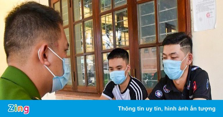 Tạm giữ nhóm cho vay lãi 480% mỗi năm Tạm giữ nhóm cho vay lãi 480% mỗi năm