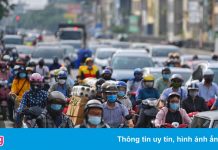 Cảnh trái chiều sau khi Hà Nội nới lỏng giãn cách ở 19 quận, huyện