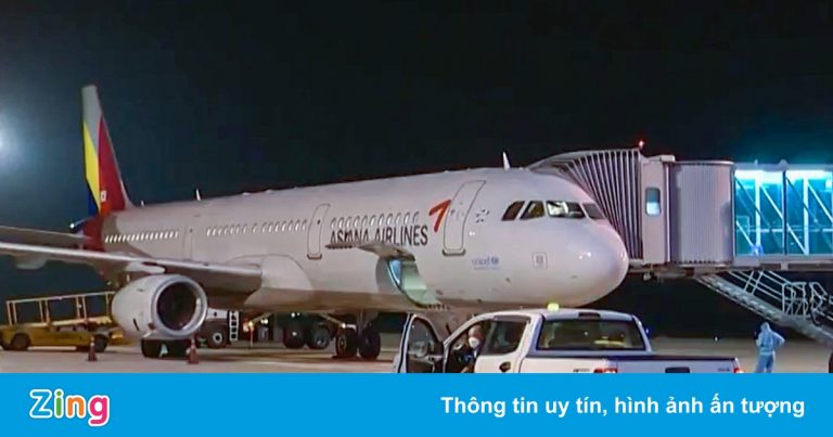 Sân bay Cam Ranh đón chuyến bay quốc tế từ Hàn Quốc Sân bay Cam Ranh đón chuyến bay quốc tế từ Hàn Quốc