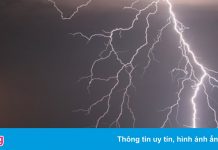 Người phụ nữ tử vong do bị sét đánh