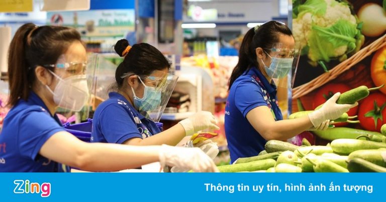 Không phun chất khử khuẩn, tẩy rửa lên thực phẩm