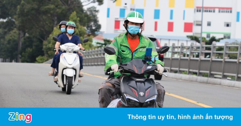 Khi nào shipper ở TP.HCM được hoạt động liên quận, huyện?