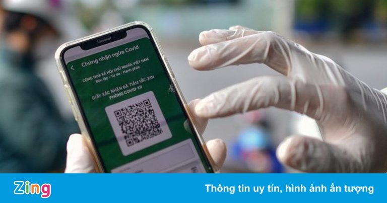 Bình Dương quét mã QR quản lý người ra vào nơi công cộng