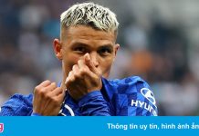 Chelsea quá đáng sợ