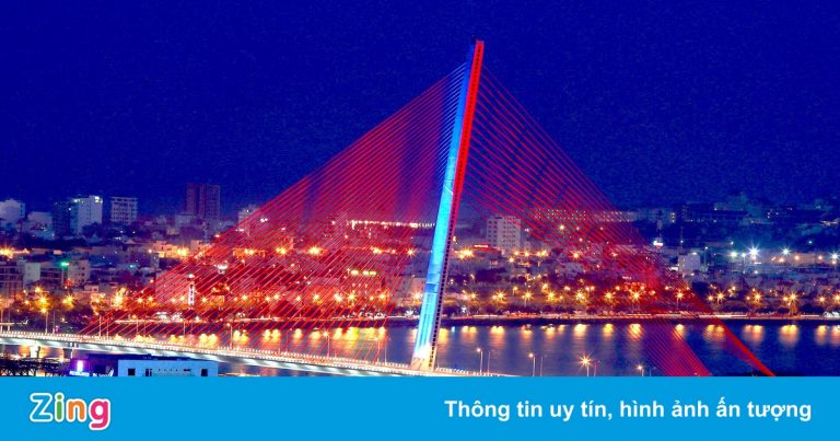 Cầu dây văng có trụ tháp nghiêng 12 độ ở Việt Nam? Cầu dây văng có trụ tháp nghiêng 12 độ ở Việt Nam?