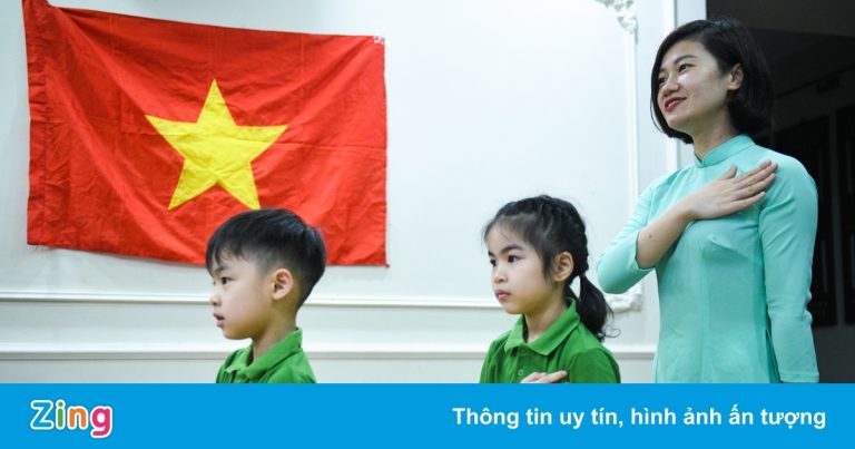 Ngày khai trường trong nhà đặc biệt của học trò nhí